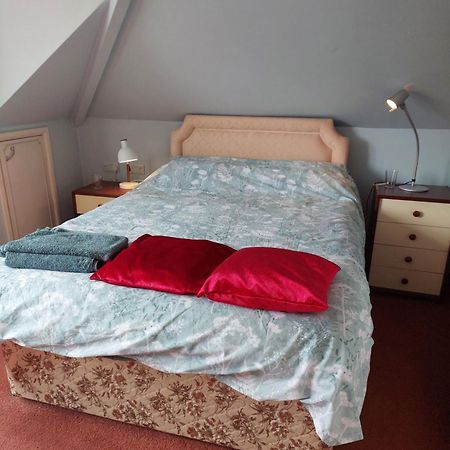 Double Room With Ensuite Shower Room In Quiet, Private House Worthing Exterior foto