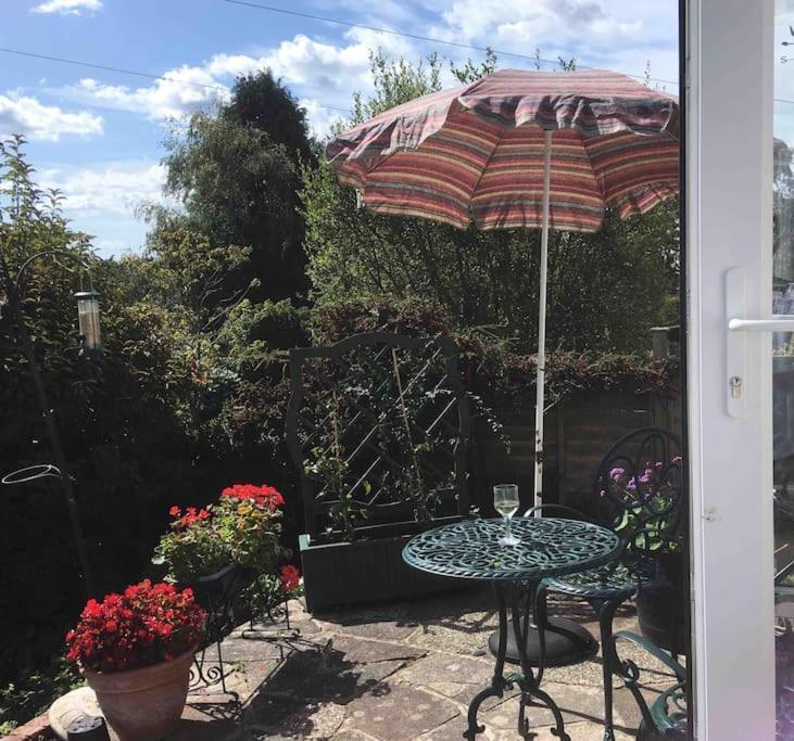 Double Room With Ensuite Shower Room In Quiet, Private House Worthing Exterior foto