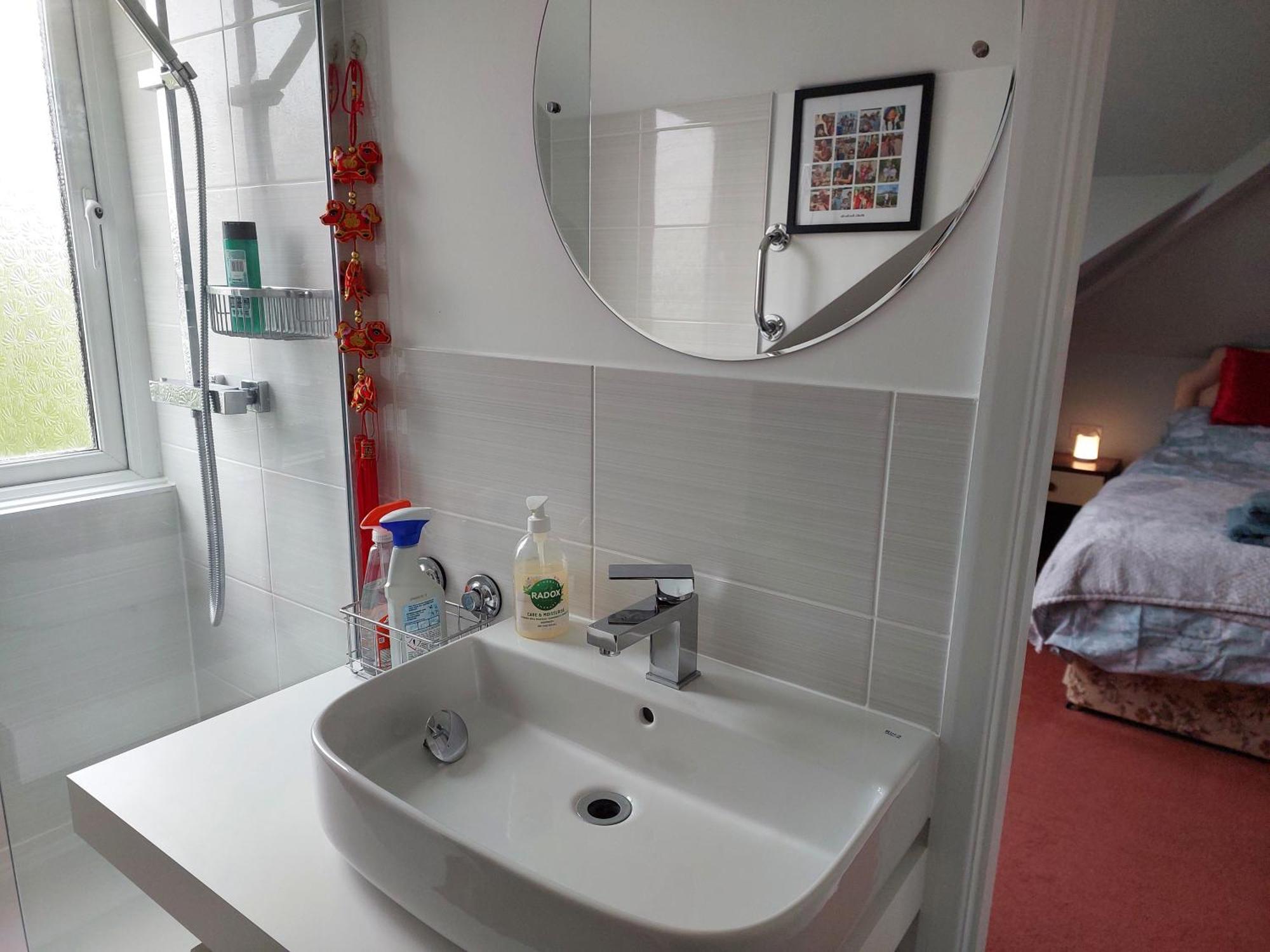 Double Room With Ensuite Shower Room In Quiet, Private House Worthing Exterior foto